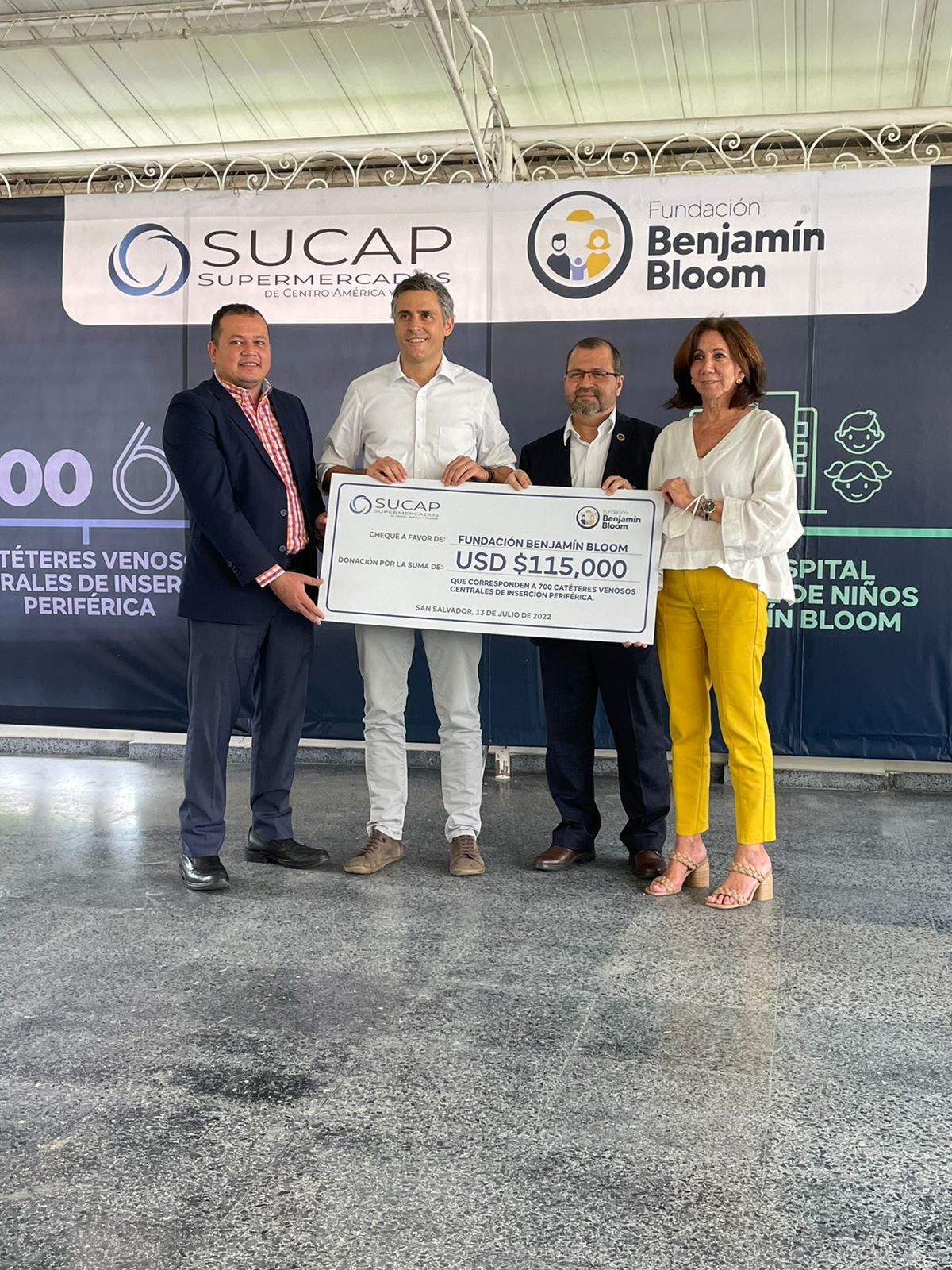 Donativo SUCAP para compra de catéteres venosos centrales